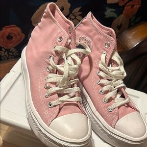 Converse Women's Pink Canvas Sneakers